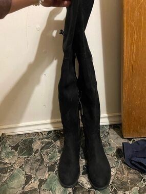 Classic Black Over-the-Knee Stretch Boots